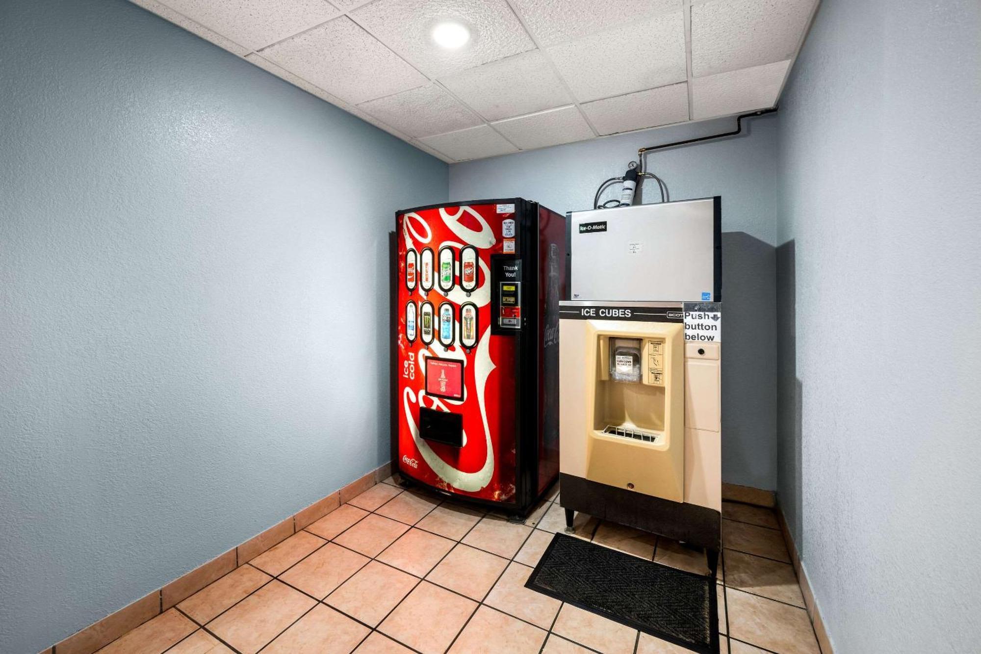 Quality Inn I-81 Exit 23 Bulls Gap Екстер'єр фото