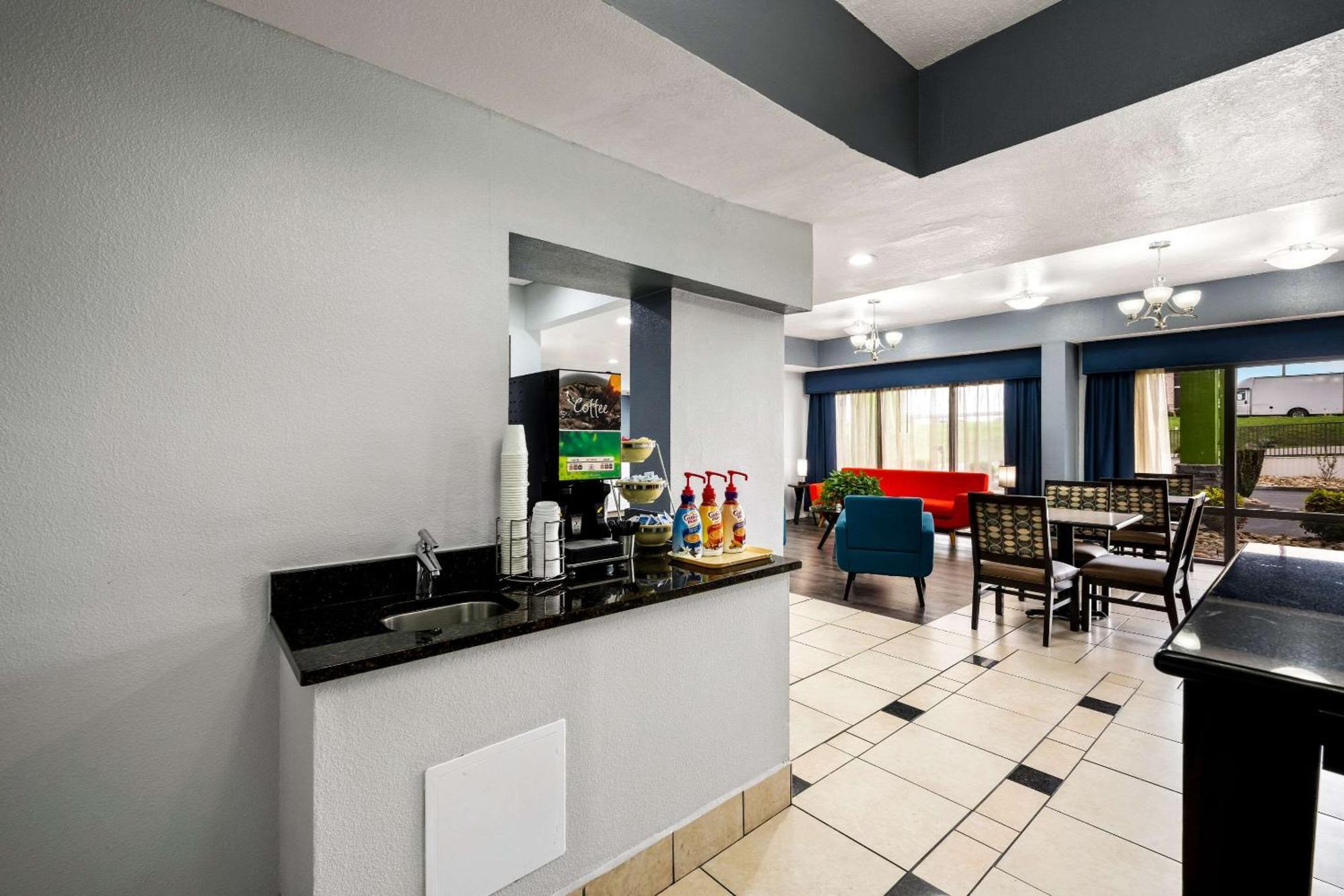 Quality Inn I-81 Exit 23 Bulls Gap Екстер'єр фото